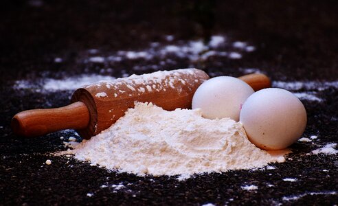Flour ingredients prepare