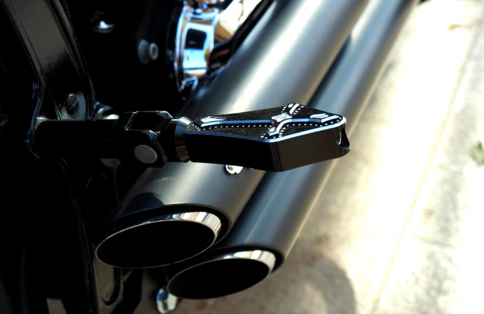 Hold the foot exhaust harley davidson