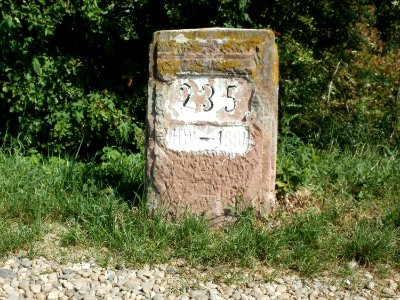 20110607Alter_Rheinkilometer235_2