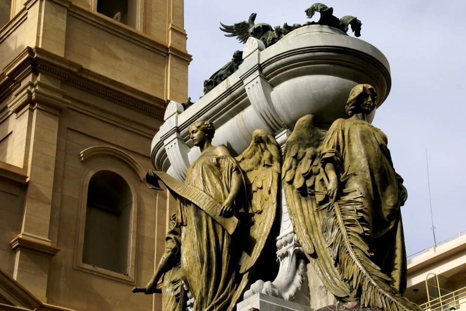 2011.10.17.083857_Mausoleo_Manuel_Belgrano_San_Telmo_Buenos_Aires