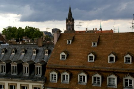 2011.09.17.160718_View_from_cathedral_Strasbourg