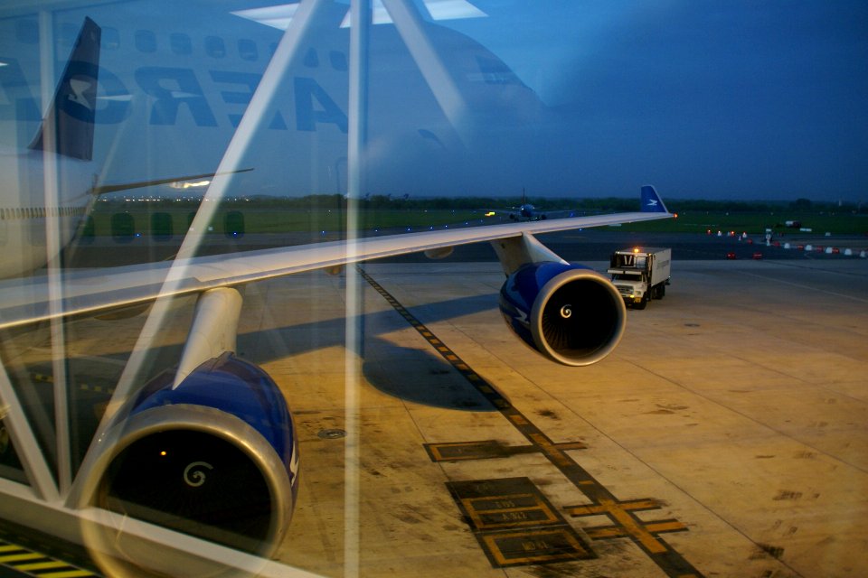 2011.10.16.055215_Jumbo_Aerolíneas_Argentinas_Ezeiza