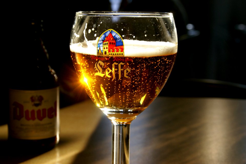 2011.07.09.202129_Leffe-Bier_Frituur_Koksijde_Belgien