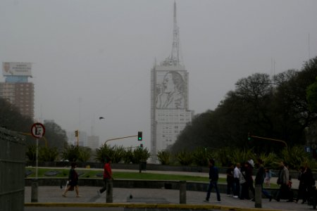 2011.10.16.164533_Av._9_de_Julio_volcanic_ash_Buenos_Aires