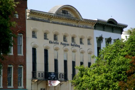 2011.05.21.075809_E_Broad_St._Eufaula_Alabama_USA