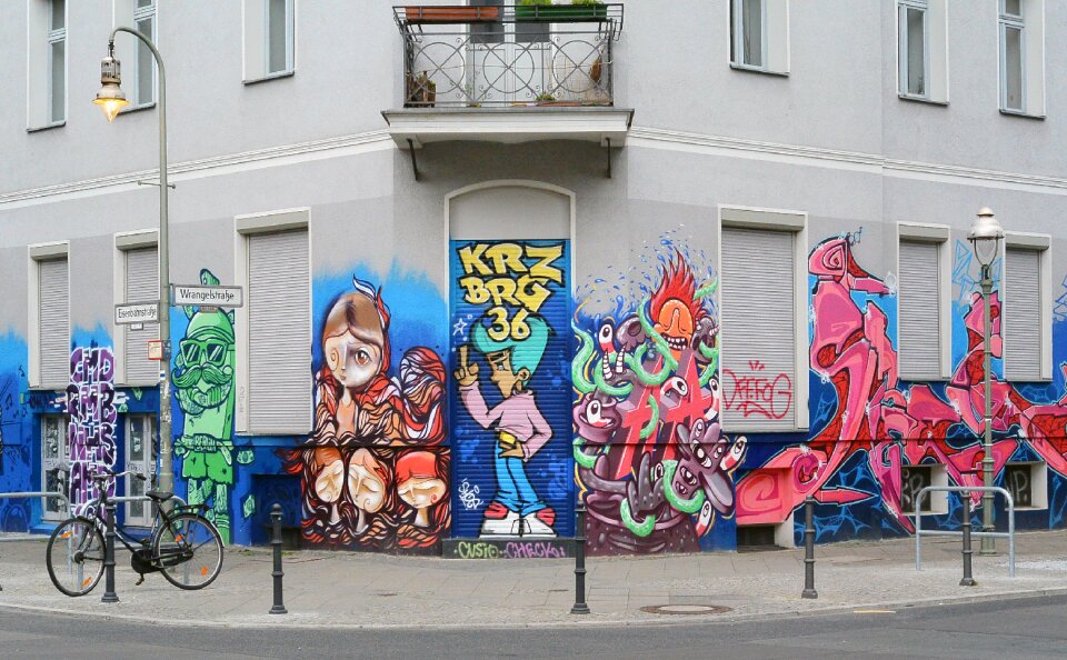 Art sprayer mural