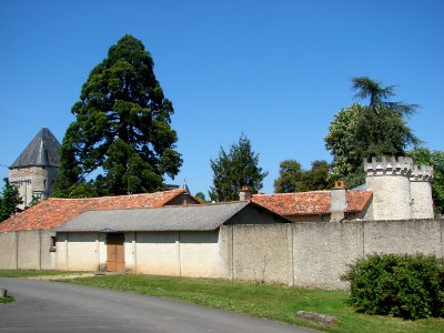 2011-Migne-Auxances_Chateau_Tribord