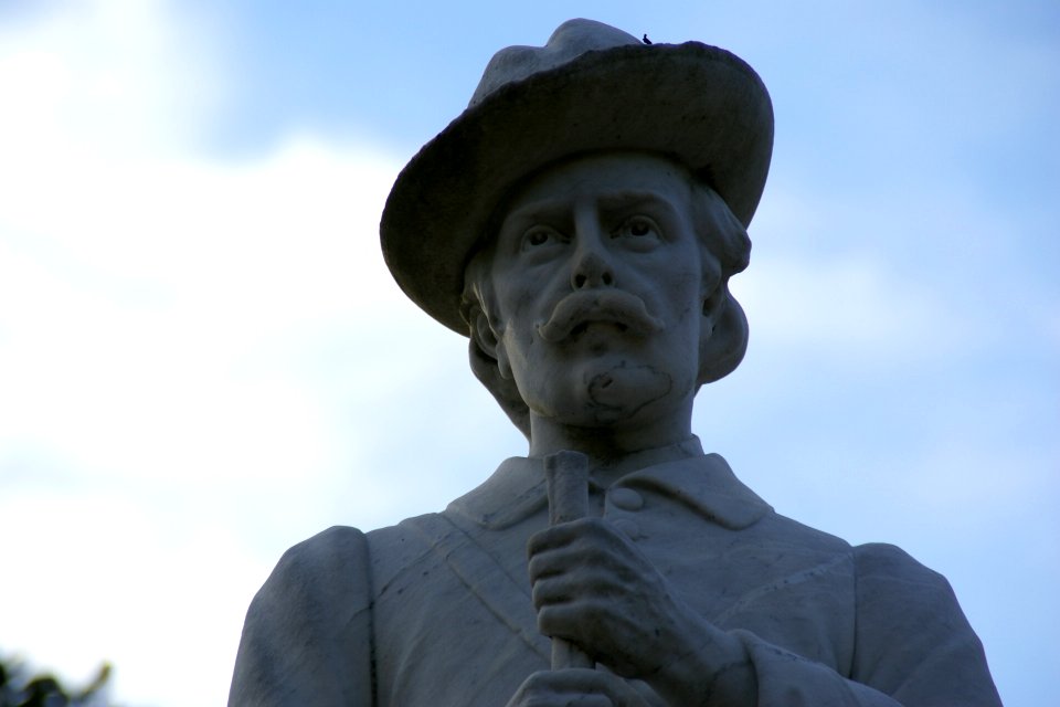 2011.02.18.170759_Statue_Willis_Park_Bainbridge_Georgia