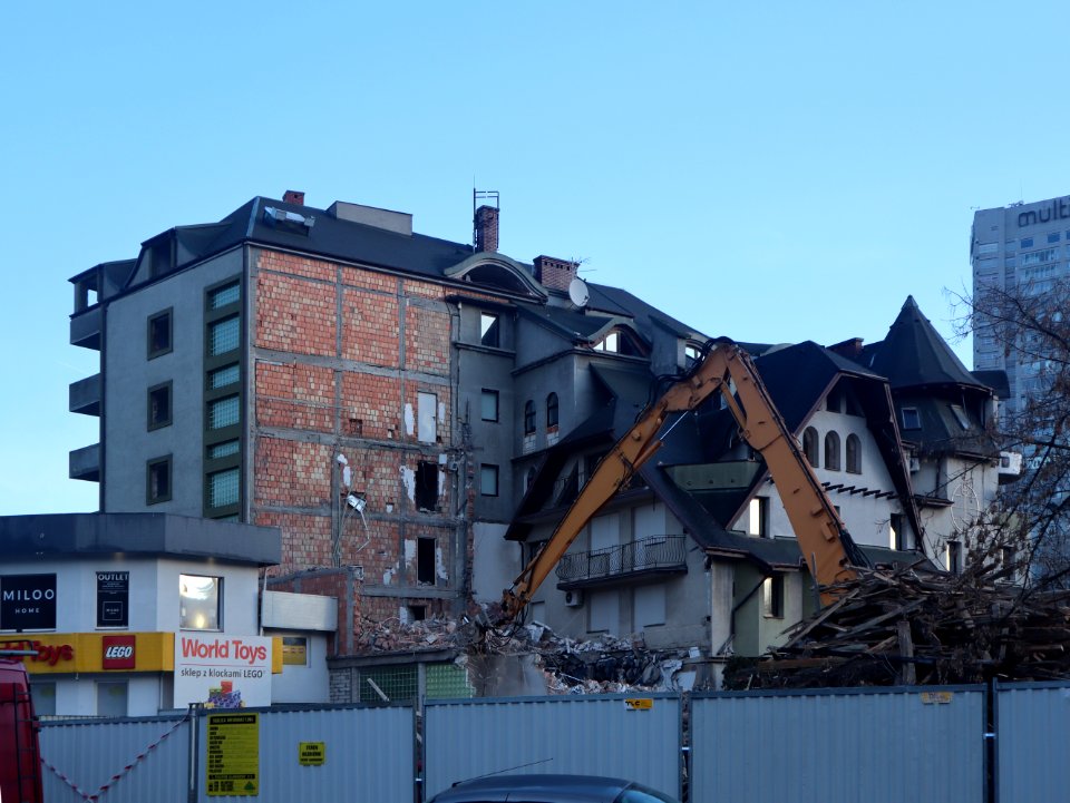 20-12-2019_Warszawa_rozbiórka_Czarnego_Kota,_1