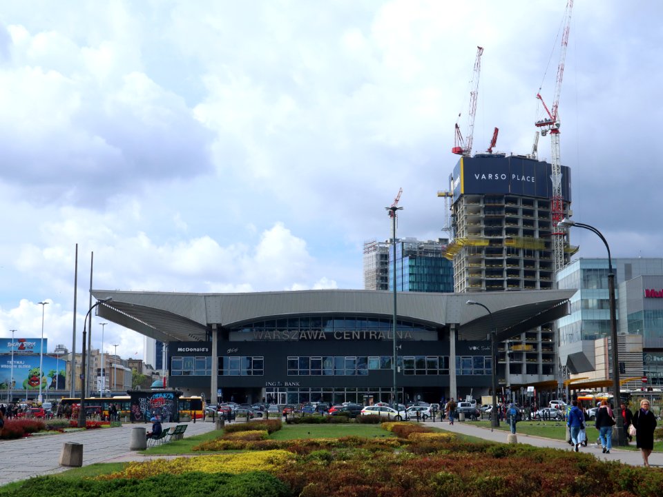 20-09-2019_Varso_Tower_ze_Śródmieścia,_1