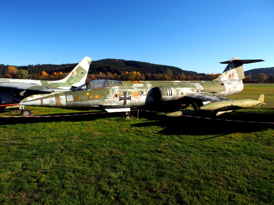 20+43_(aircraft)_Lockheed_F_104_G_Starfighter_pic2