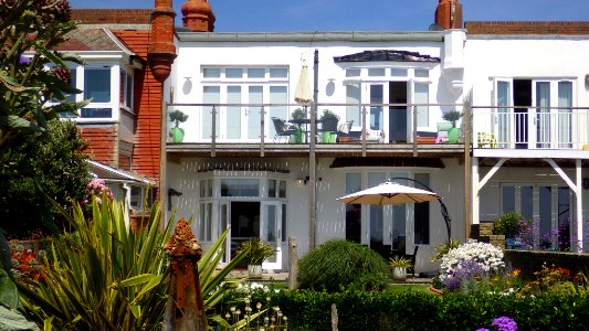 20_Marina_Court_Avenue,_Bexhill