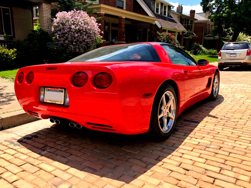2003_Chevrolet_Corvette,_rear_right,_5-15-2021