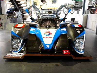 2009_Aventure_Peugeot_908_photo_3
