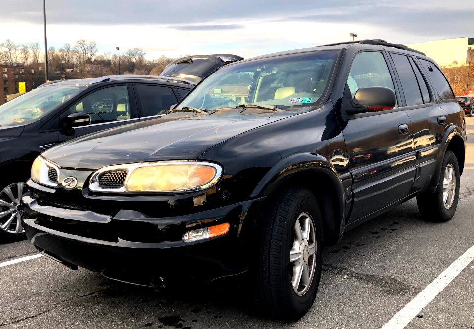 2002_Oldsmobile_Bravada