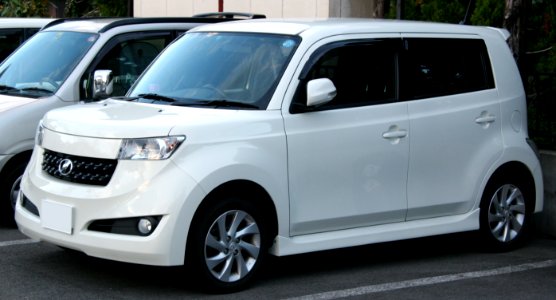 2008_Toyota_bB_Aero_Package