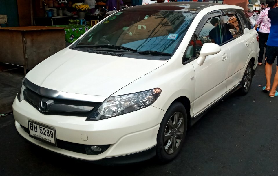 2005-2006_Honda_Airwave_(GJ)_Wagon_(08-02-2020)_01