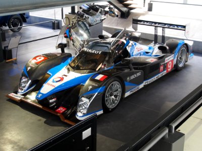 2009_Aventure_Peugeot_908_photo_1