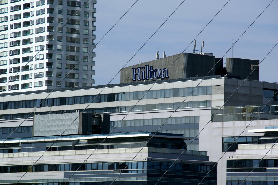 2011.10.17.160856_Hilton_Hotel_Puerto_Madero_Buenos_Aires