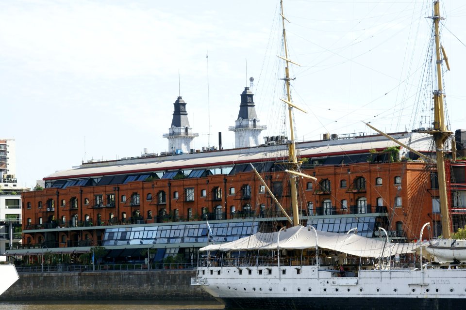 2011.10.17.162118_Puerto_Madero_Buenos_Aires