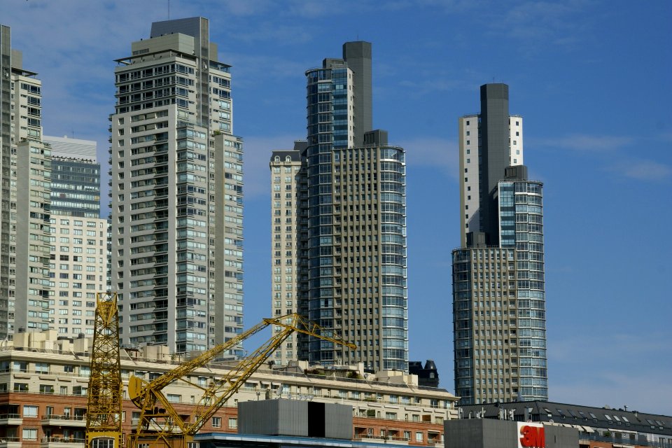 2011.10.17.161600_Le_Parc_Mulieris_Madero_Buenos_Aires
