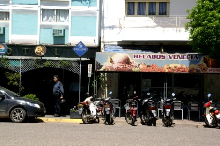 2011.10.19.134453_Avenida_Buenos_AIres_Villa_María_Argentina