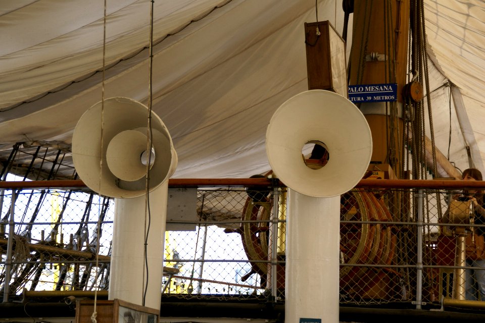 2011.10.17.160340_Vents_Fragata_Sarmiento_Puerto_Madero_Buenos_Aires