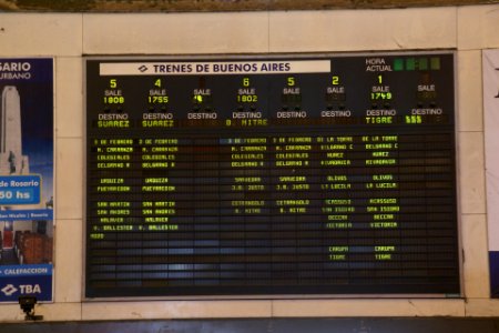 2011.10.17.174247_Partidas_Estación_Mitre_Retiro_Buenos_Aires