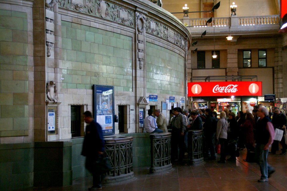 2011.10.17.174150_Taquillas_Estación_Mitre_Retiro_Buenos_Aires