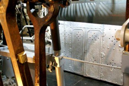2011.10.17.153429_Engine_room_Fragata_Sarmiento_Puerto_Madero_Buenos_Aires