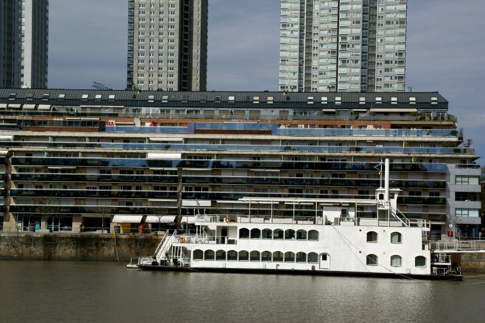 2011.10.17.151156_Puerto_Madero_Buenos_Aires