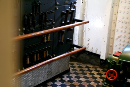 2011.10.17.153115_Switches_Fragata_Sarmiento_Puerto_Madero_Buenos_Aires