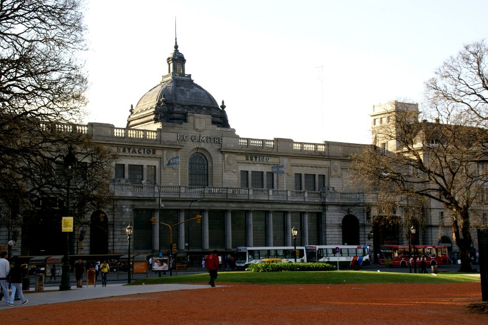 2011.10.17.173642_Estación_Retiro_Buenos_Aires