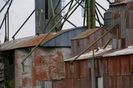 2011.10.19.090410_Barns_train_station_Corral_de_Bustos_Argentina