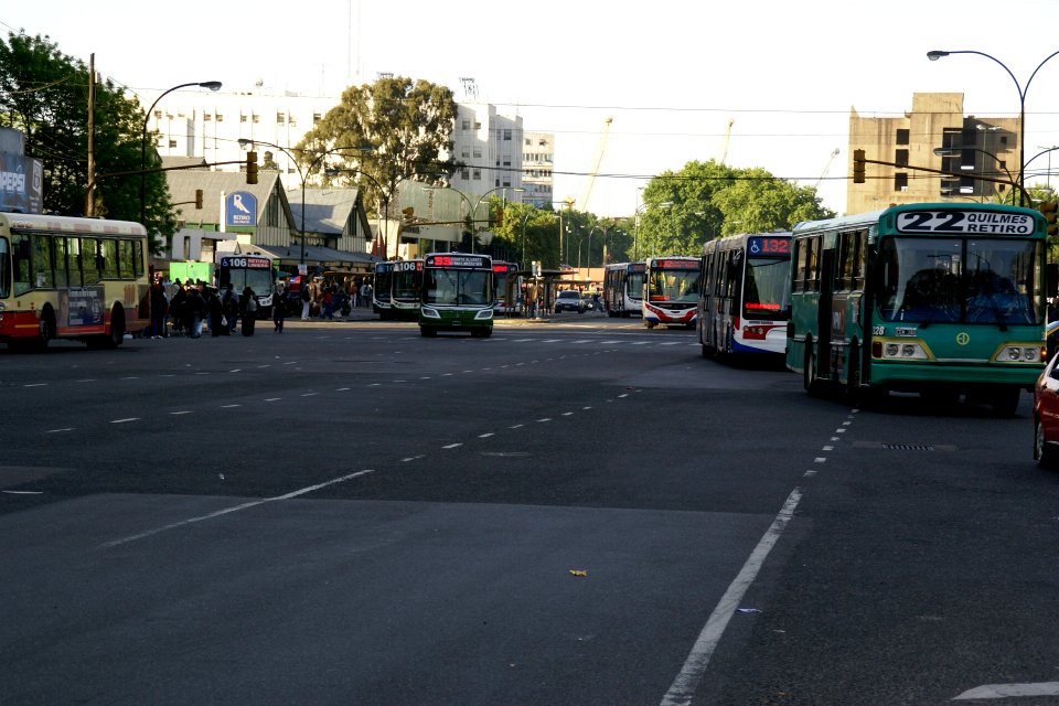 2011.10.17.173917_Buses_Av._Ramos_Mejía_Retiro_Buenos_Aires