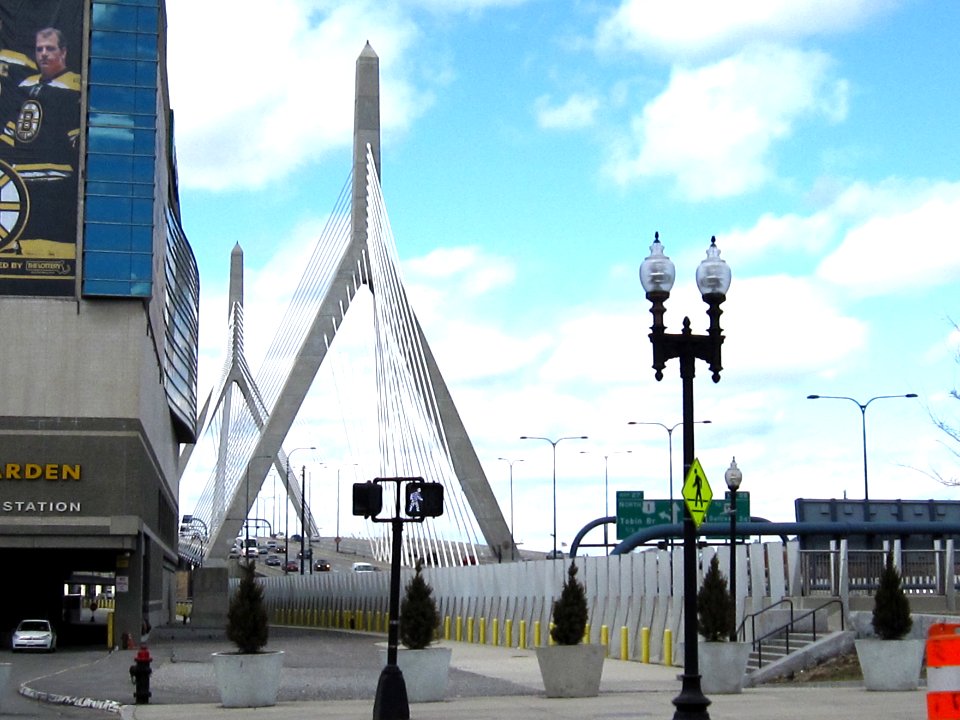 2011_CausewaySt_BostonMA_3144
