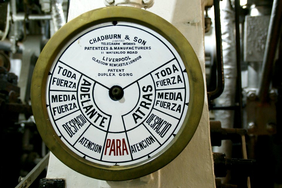 2011.10.17.153517_Engine_room_Fragata_Sarmiento_Puerto_Madero_Buenos_Aires