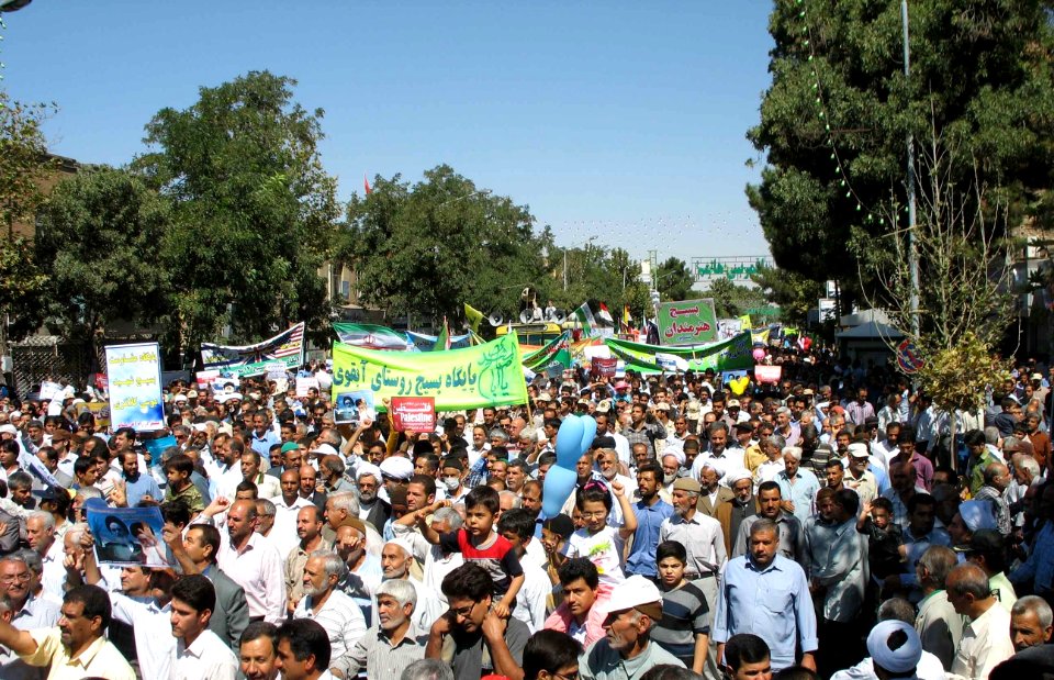 2011_Quds_Day_in_Nishapur_(5)