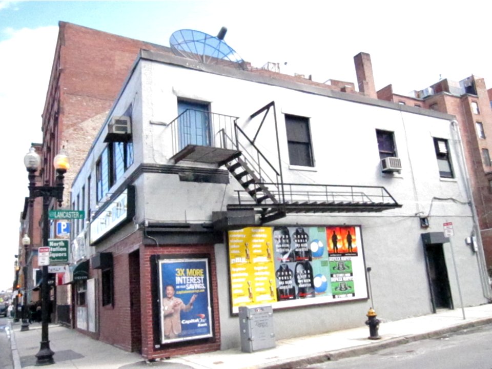 2011_CausewaySt_LancasterSt_BostonMA_3126