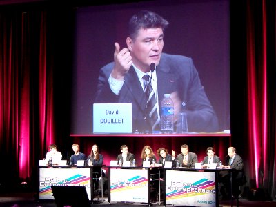 2011_David_Douillet_au_Salon_des_entrepreneurs_MoovJee