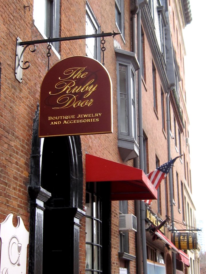 2010_CharlesSt_Boston_1205