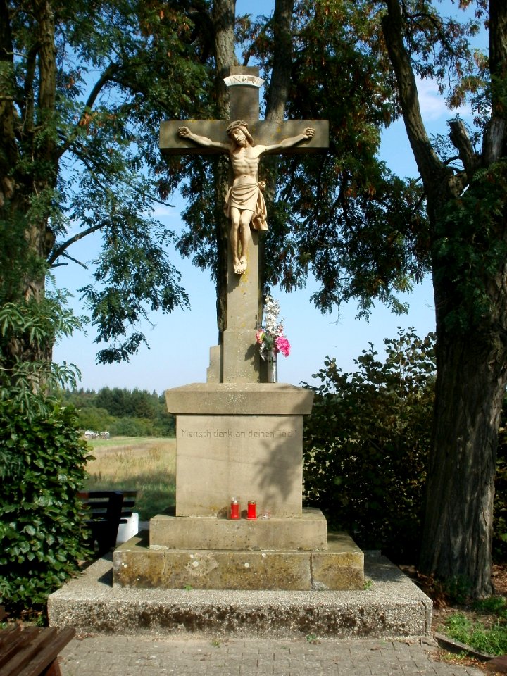 20110826Wegkreuz_Kirrlach2