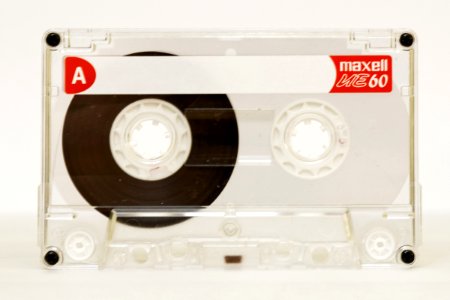 2010s_Maxell_UE_cassette_-_real_or_fake_(02) photo