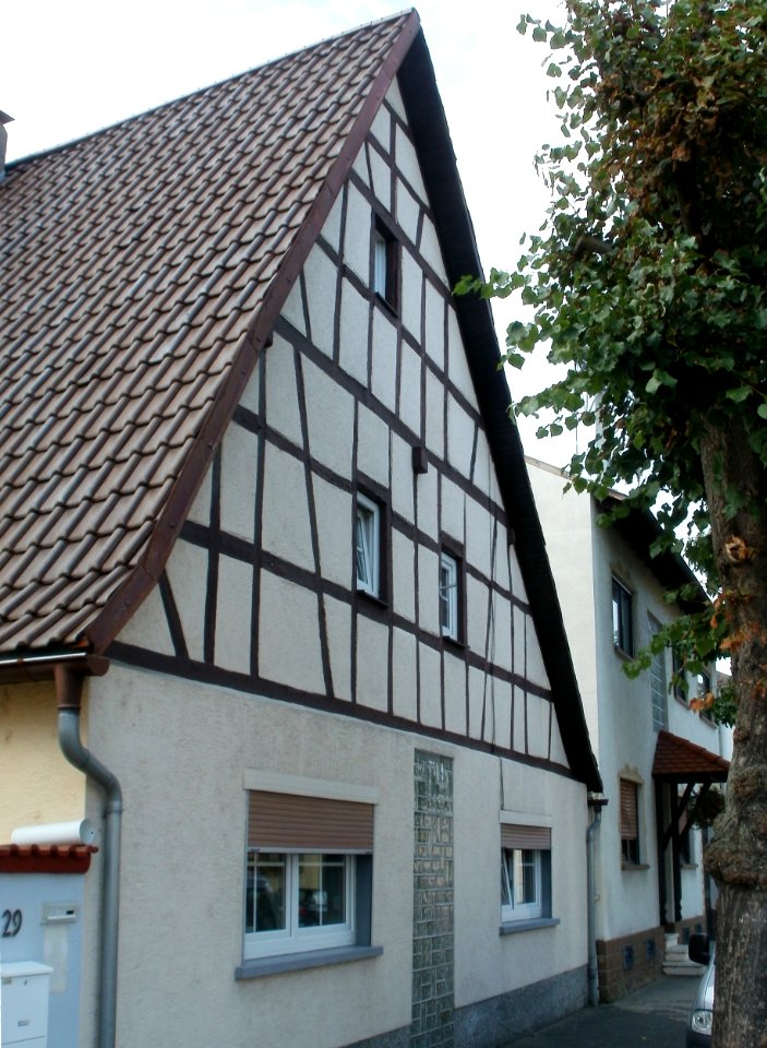 20110826Unterdorfstr29_Kirrlach