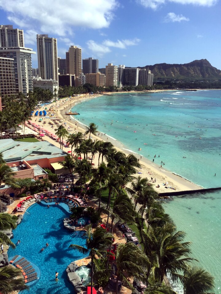 Waikiki beach hawaii diamond head