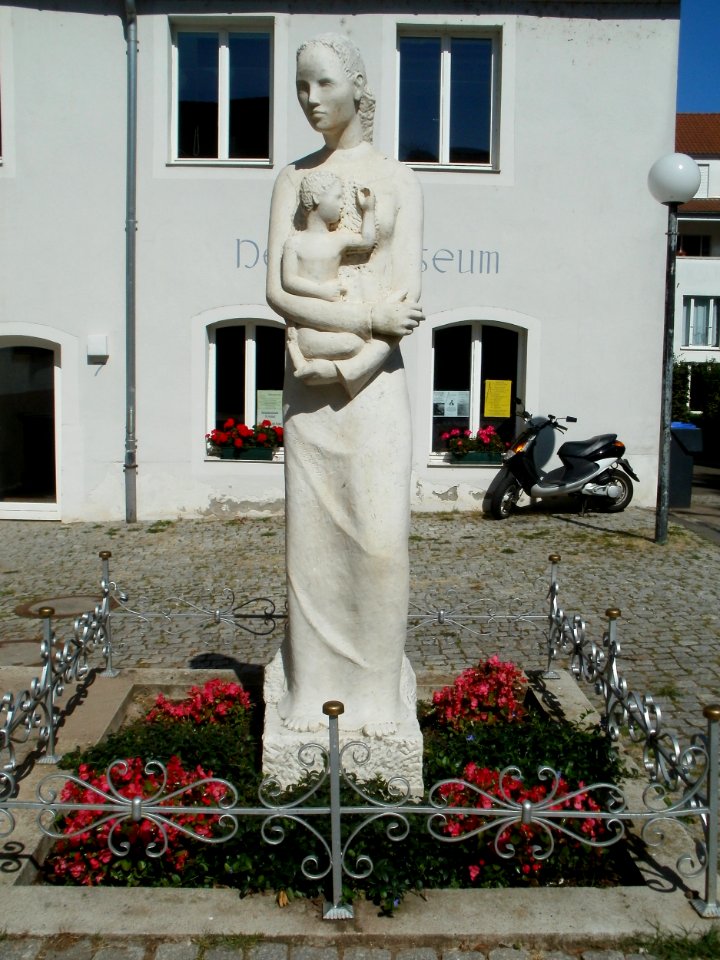 20110818Augustunerstr5-7_St_Arnual4