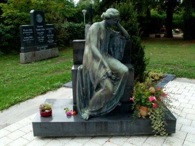 20110814Friedhof_Hockenheim10