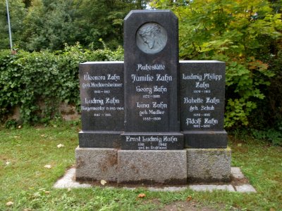 20110814Friedhof_Hockenheim09
