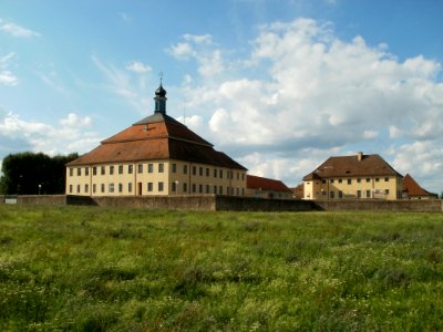 20110815Schloss_Kislau01