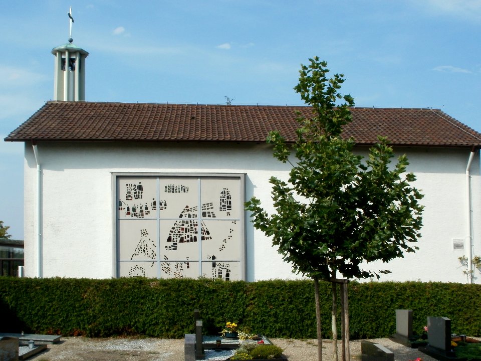 20110826Friedhofskapelle_Kirrlach5